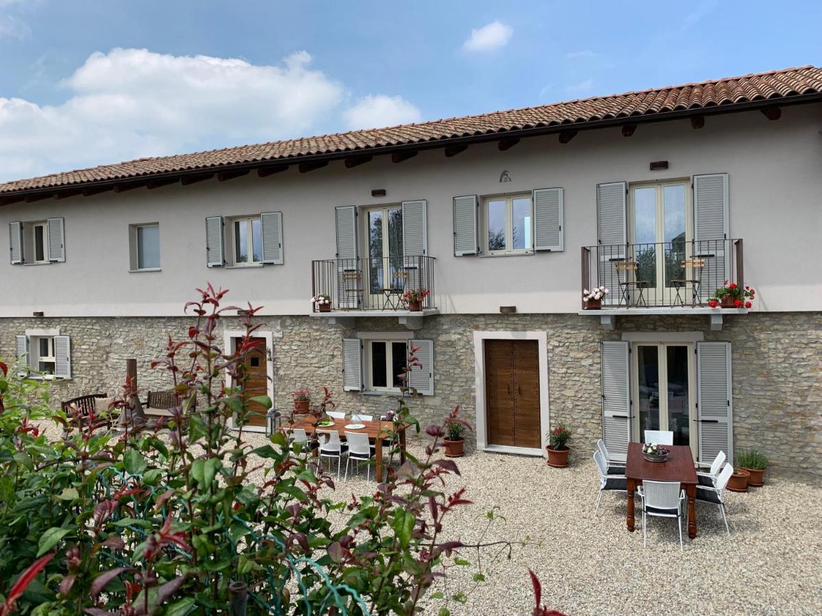 Serravalle delle LangheLa Luce Delle Colline住宿加早餐旅馆 外观 照片