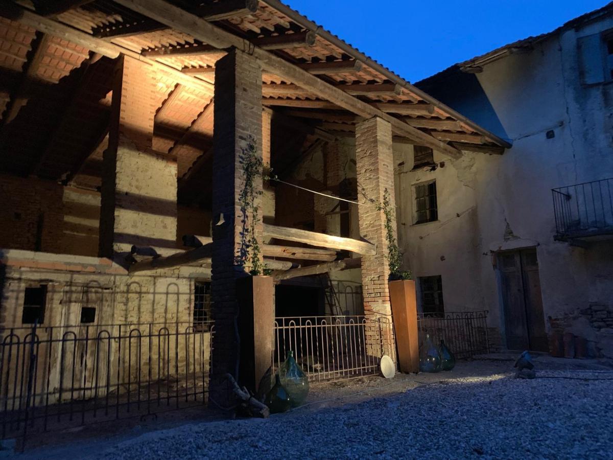 Serravalle delle LangheLa Luce Delle Colline住宿加早餐旅馆 外观 照片